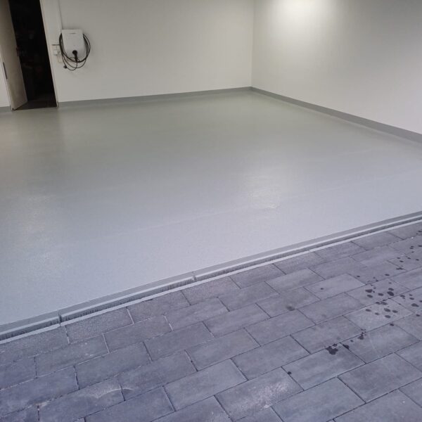 37b93e33 1b5c 44ee 8096 243ad99067e1 600x600