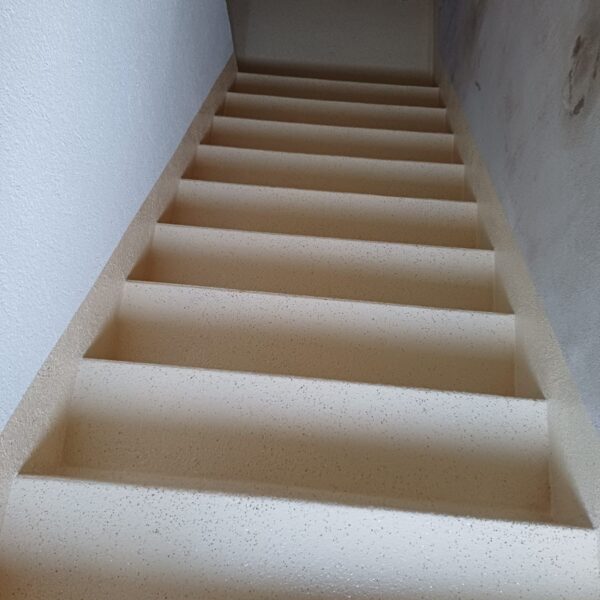 A2d05301 37c8 4141 a0a1 dd6c48015c33 600x600