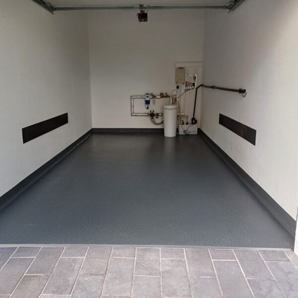 B388fb32 0180 41f4 9bb9 713c7e6fbfa3 600x600